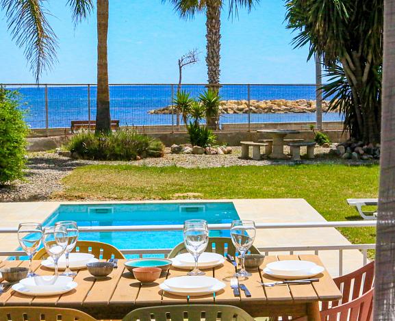 Alquiler vacacional en primera línea de playa en Cambrils