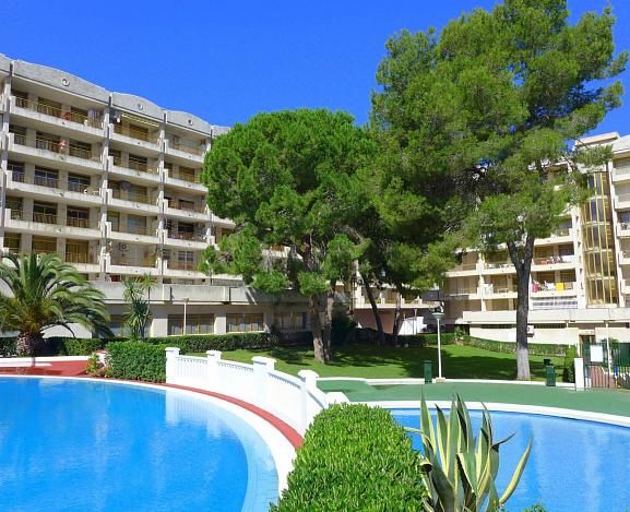 Descubre tu alojamiento turístico con piscina y ubicación céntrica